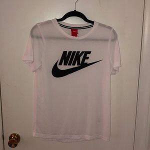 Nike Street Style White Tee - Size Small